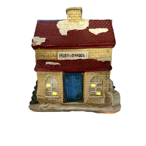 Winter Valley Cottages Porcelain Lighted House – Post Office Village Building - Picture 2 of 10